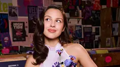 Olivia Rodrigo Bercerita Tiap Keping Perjalanan Kariernya Lewat Rakitan Lego