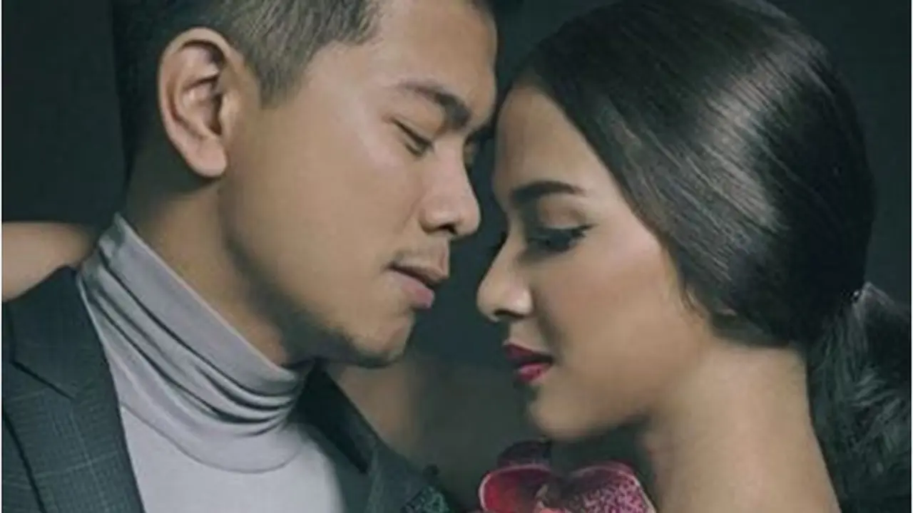 Chandra dan Nina Zatulini