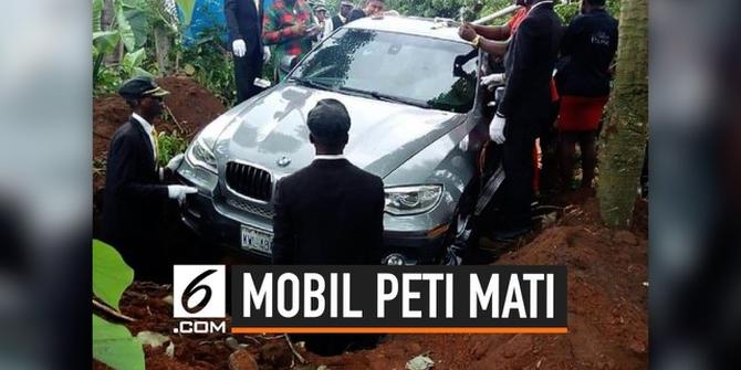 VIDEO: Pria Ubah Mobil Mewah Jadi Peti Mati Sang Ayah