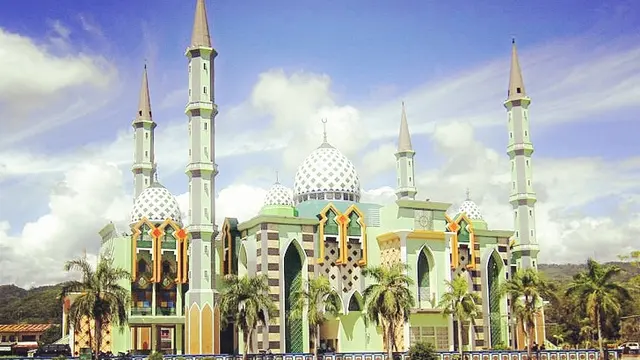 Masjid di Sulbar (Abdul Rajab Umar)