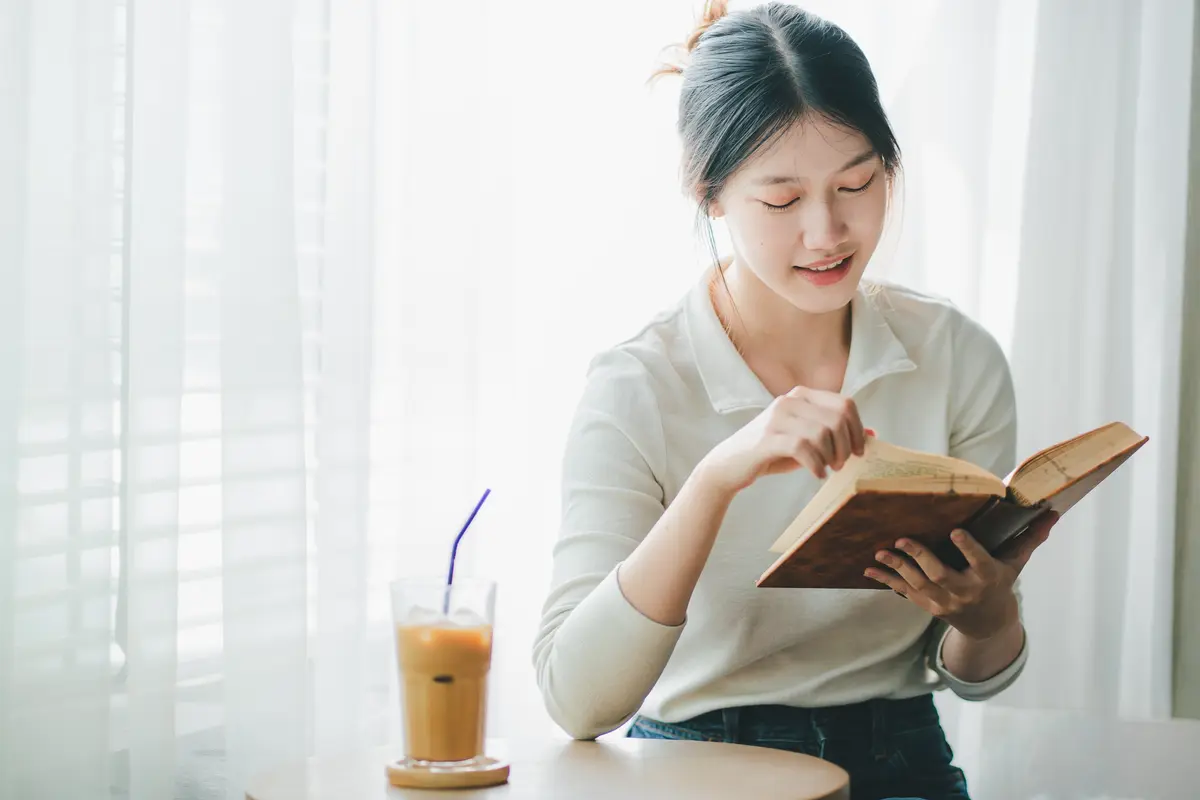 perempuan dan rekomendasi buku juni