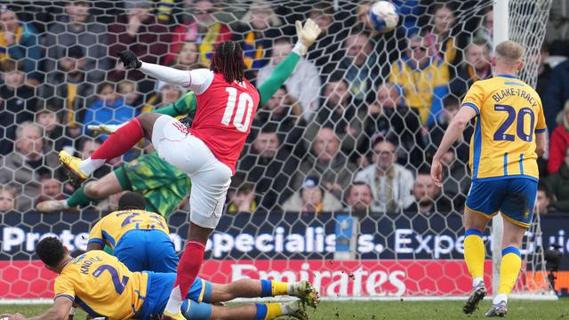 Eze menjadi penentu kemenangan Arsenal atas Mansfield di Piala FA