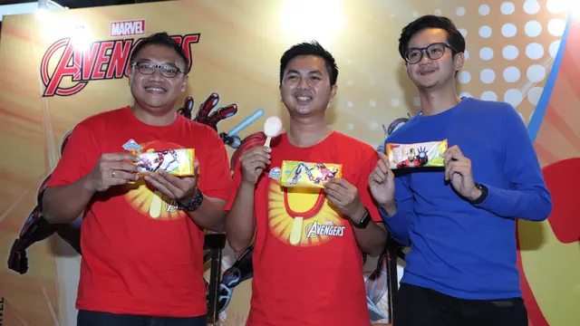 Sensasi Makan Es Krim dengan Karakter Iron Man