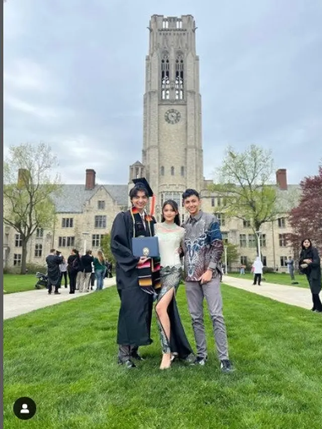 Ditemani Cinta Brian, Callista Arum hadiri wisuda sang kakak di Amerika (Foto: instagram callistarum)