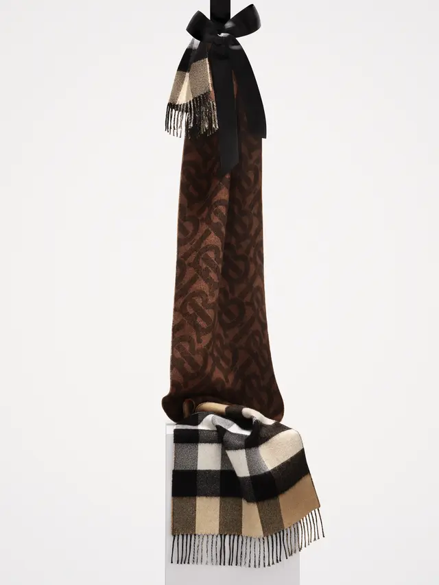 Burberry Festive Scarf