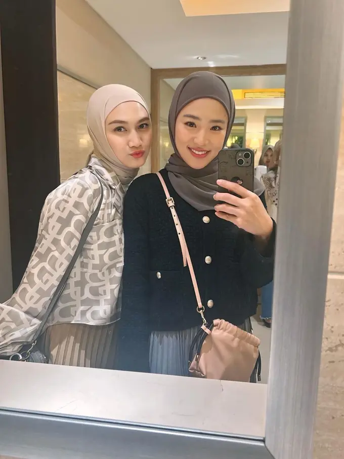 Pesona Haruka Nakagawa dalam Balutan Hijab yang Bikin Pangling saat Hadir di Premiere Film Terbaru Zara Adhisty