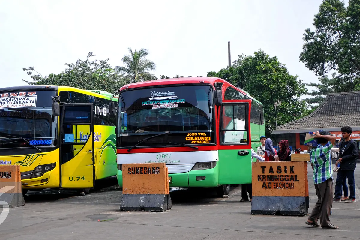20150630-Terminal-Kp-Rambutan-Jakarta6