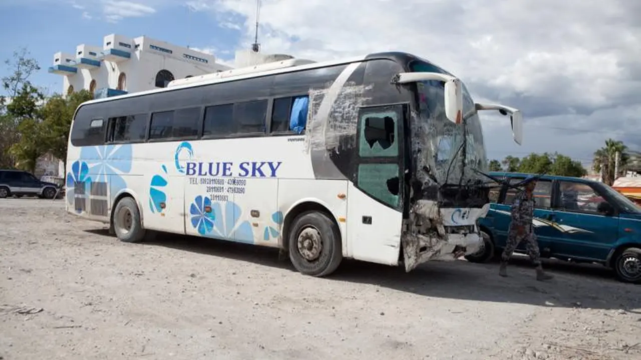 Bus Tabrak Parade di Haiti, 38 Orang Tewas