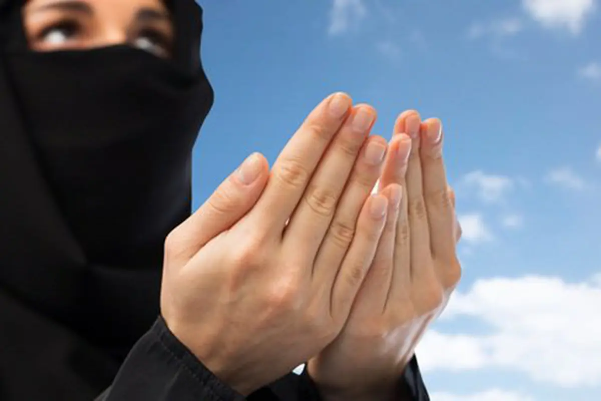Niat puasa ramadan/copyright Shutterstock.com