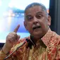 Direktur Utama (Dirut) PLN Sofyan Basir memberi keterangan pers setelah rumahnya digeledah oleh KPK, Jakarta, Senin (16/7). Sofyan mengaku menghormati proses hukum yang dilakukan oleh KPK. (Liputan6.com/Arya Manggala)