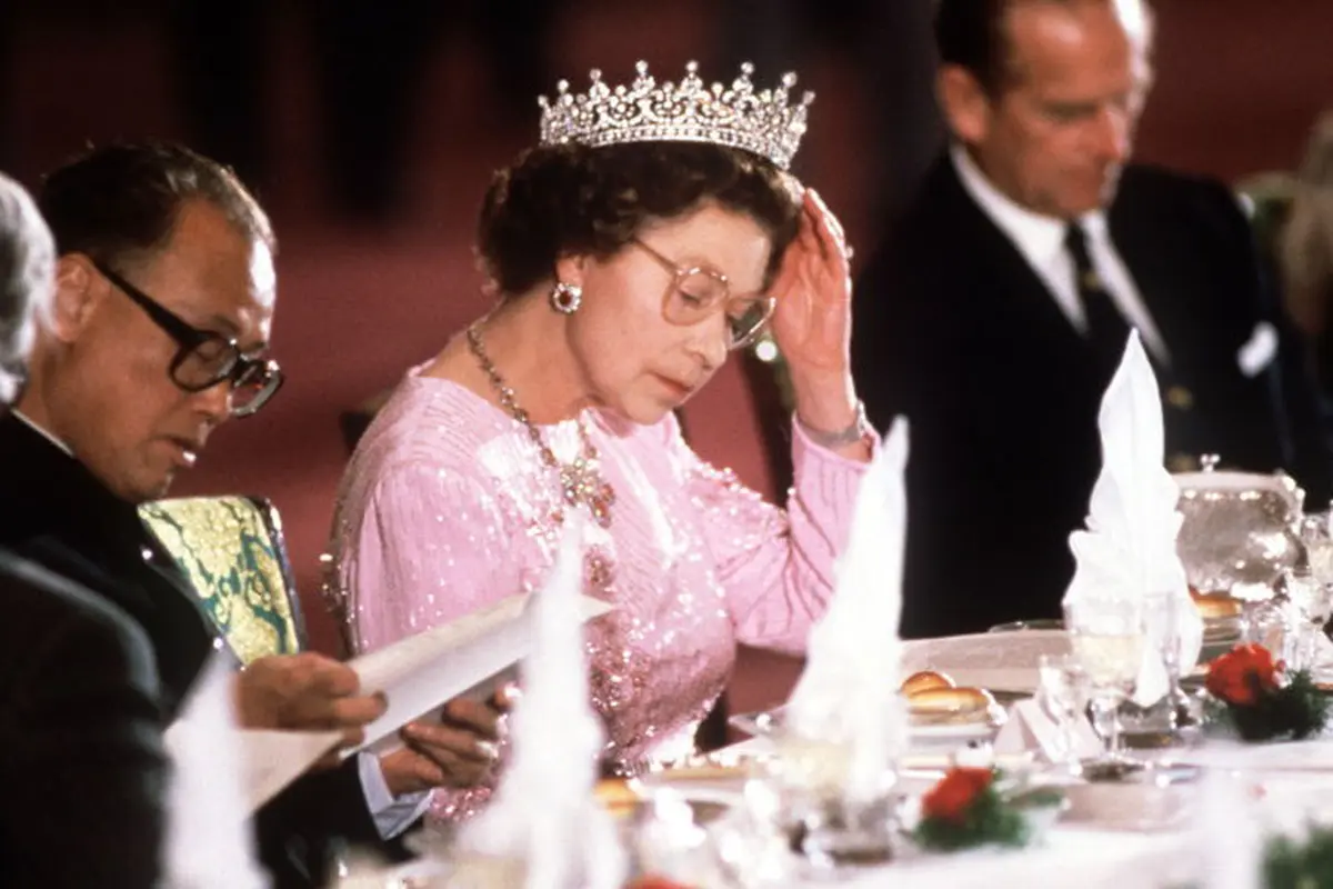 Ratu Elizabeth (via. goodhousekeeping.com)