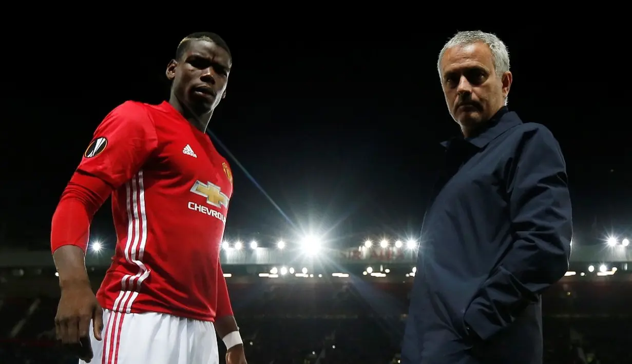 1. Paul Pogba. Harga beli Paul Pogba yang fantastis sebesar 89 juta pounds ternyata sudah balik modal setelah jersey-nya terjual dengan nilai 190 juta pounds pada tiga pekan pertama. (Images via Reuters/Jason Cairnduff)