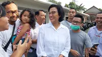 Sri Mulyani di lokasi TPS. Dok: Tommy Kurnia/Liputan6.com