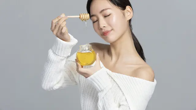 Rekomendasi Skincare Lokal: Rahasia Kulit Glowing, Belanja Hemat di Shopee!
