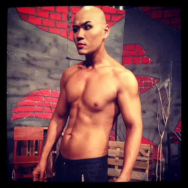 7 Transformasi Deddy Corbuzier dari Sebelum Tenar Hingga Kini Dagu Jadi Sorotan