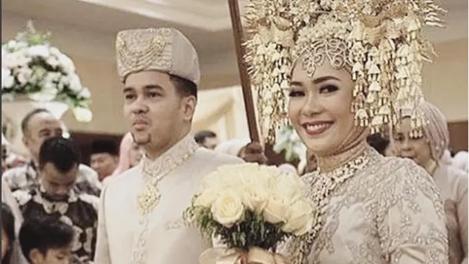 [Bintang] Ali 'Coboy' Mustafa Menikah dengan Dita Amanda