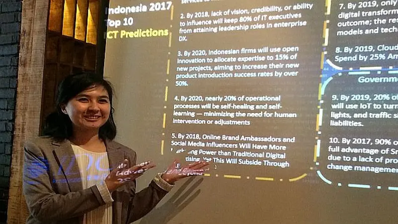 Head of Consulting Departmen IDC Indonesia, Mevira Munindra