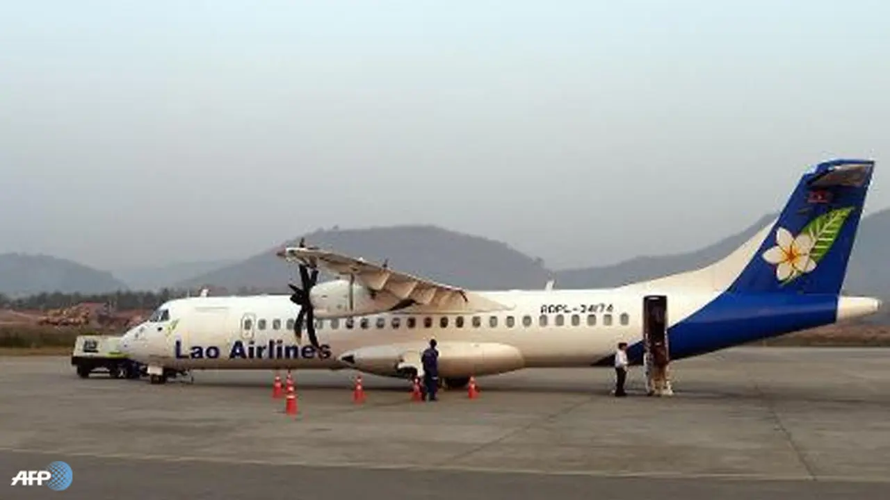 laos-pesawat-131017b.jpg