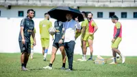 BRI Liga 1: Setahun Jadi Manajer Arema FC, Isi Hati Ali Rifki Campur Aduk