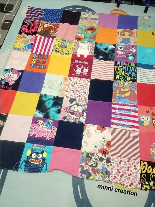 Ibu Ini Sulap Baju Lama Anak Jadi Selimut, Kreatif dan Ramah Lingkungan