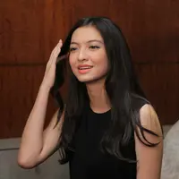 Pemeran sekaligus penyanyii Raline Shah memiliki hobi traveling. Beberapa tempat di Tanah Air hingga berbagai negara telah dikunjunginya. Tidak hanya sekedar liburan, namun Raline memiliki tujuan berbeda saat berlibur. (Andy Masela/Bintang.com)