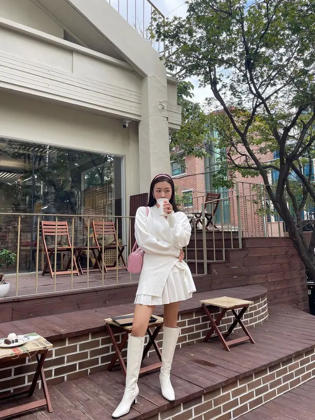 Lama Hiatus, Ini 6 Potret Terbaru Sunny Dahye yang Makin Fresh Usai Kontroversi