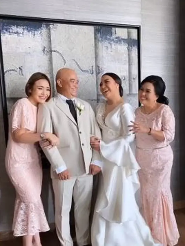 6 Momen Amanda Manopo di Pernikahan Kakaknya, Didampingi Billy Syahputra