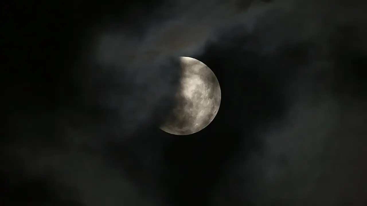 [Bintang] Gerhana Bulan