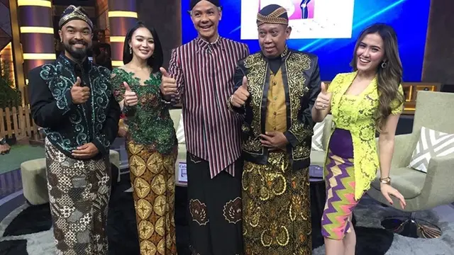 Dikabarkan Dekat dan Saling Sayang, Ini 6 Potret Kebersamaan Tukul Arwana dan Meggy Diaz