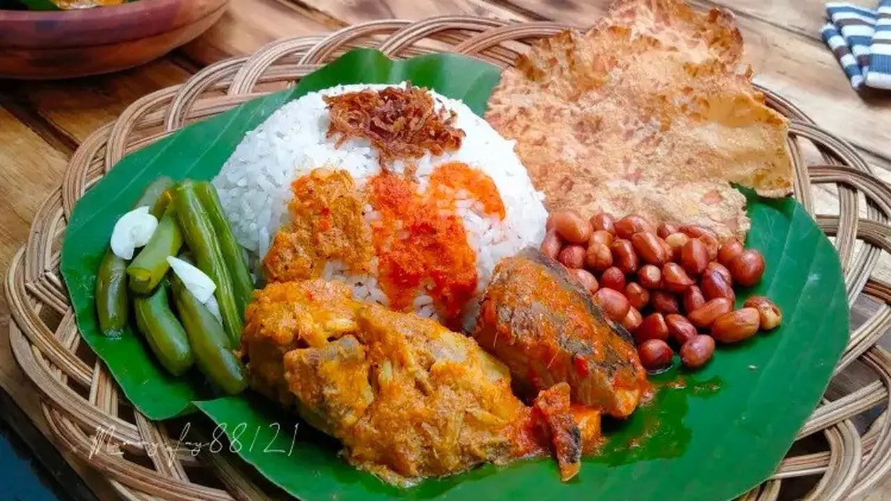 Resep nasi gemuk, salah satu kuliner khas perayaan Waisak. (dok. Cookpad @MitaNiez)
