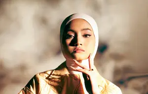 Eltasya Curhat Soal Penyesalan yang Bikin Baper di Single 'Merayu Waktu'