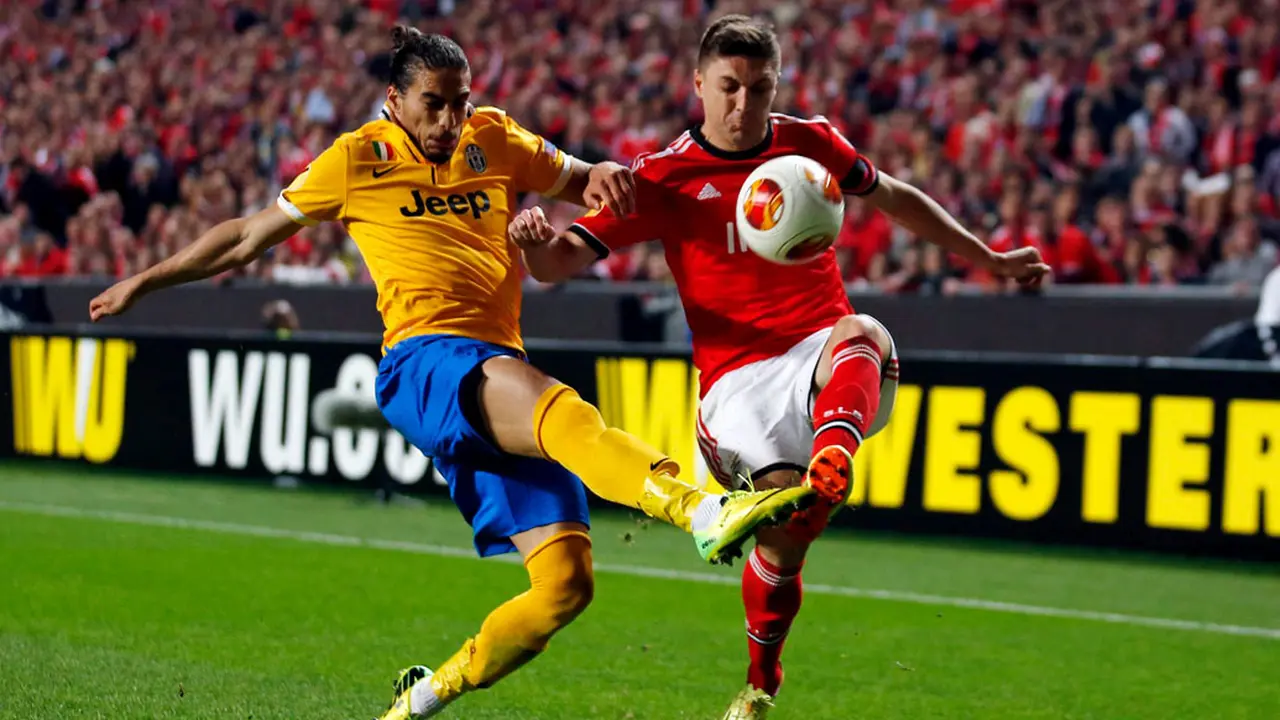Benfica Tekuk Juventus 2-1