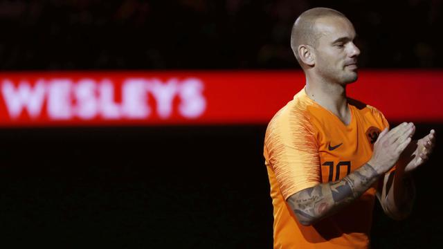 Wesley Sneijder, Pensiun, Belanda