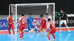 Skuad Garuda menang dengan skor meyakinkan 5-3. (Bola.com/M Iqbal Ichsan)