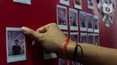 Penghargaan tersebut termasuk sejumlah pencapaian unik, seperti pajangan swafoto Polaroid terbanyak oleh pelajar. (Liputan6.com/Herman Zakharia)