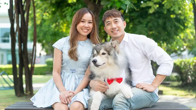 couple romantis bahagia