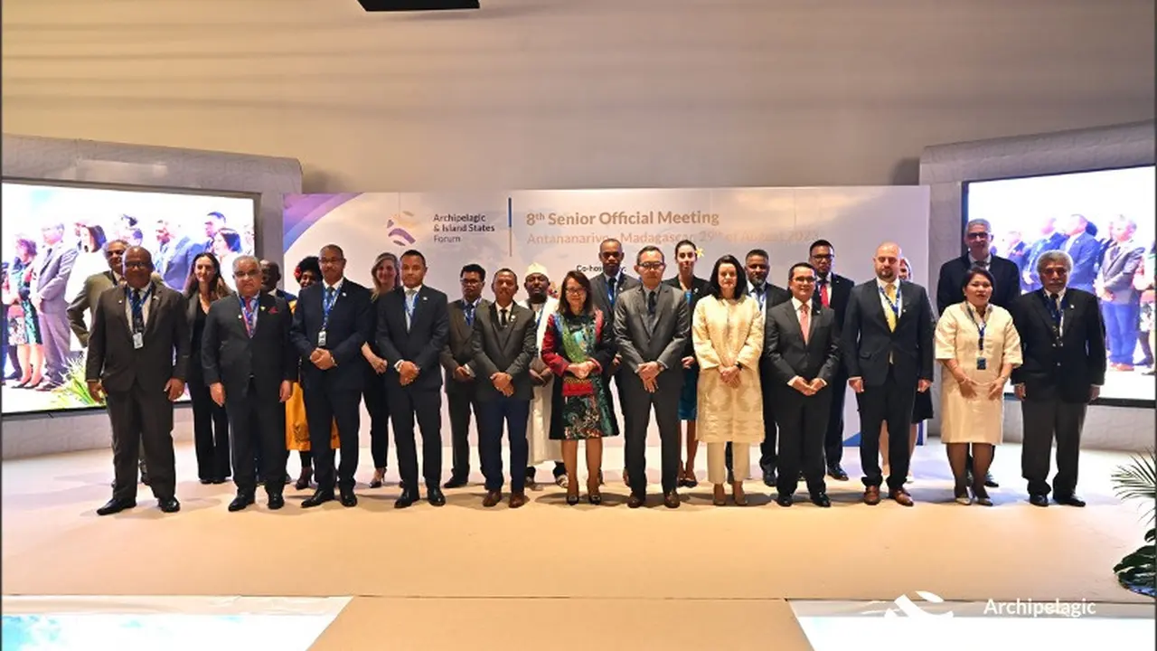 Delegasi negara – negara partisipan AIS Forum dalam Pertemuan Pejabat Tinggi/Senior Official Meeting ke-8 di Antananarivo, Madagaskar, 29 Agustus 2023. - (Sekretariat AIS Forum)