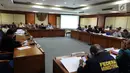 Suasana Rapat Pansus Revisi UU Terorisme di Kompleks Parlemen, Senayan, Jakarta, Rabu (31/5). Rapat membahas Revisi UU Nomor 15 Tahun 2003 tentang Pemberantasan Tindak Pidana Terorisme (UU Anti-Terorisme) secara substantif. (Liputan6/Johan Tallo)