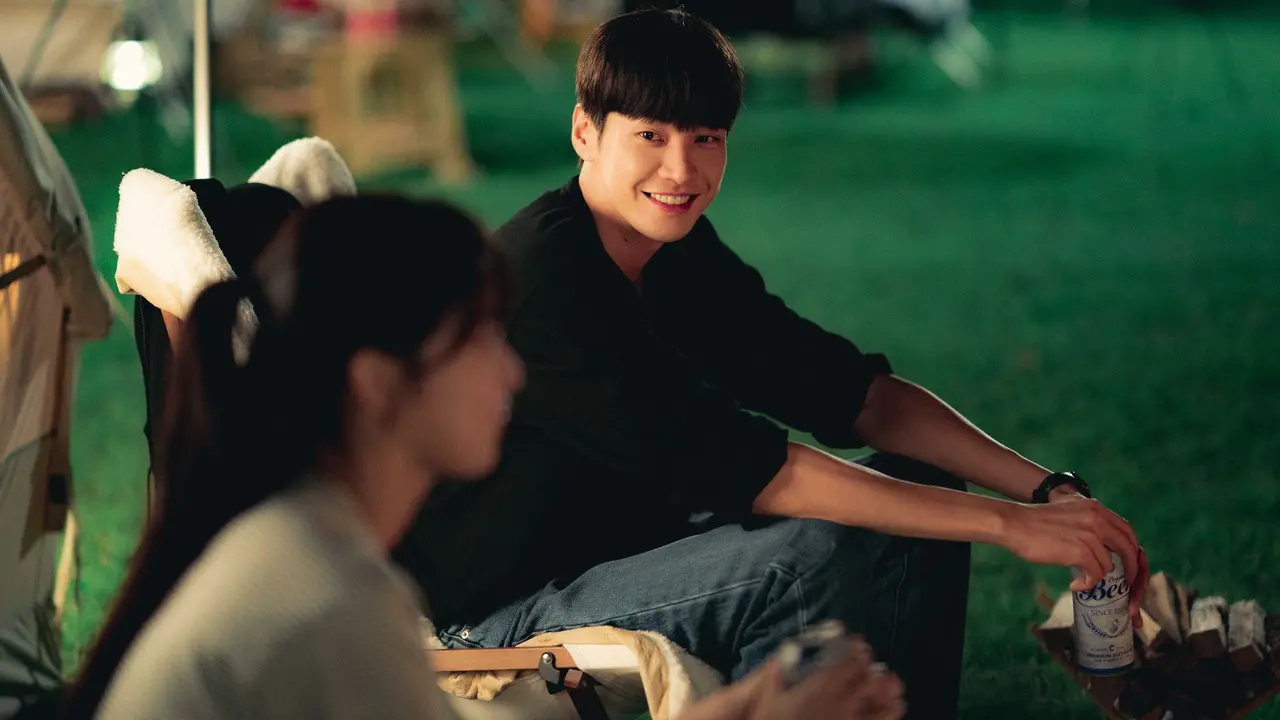 Kim Young Kwang dalam drama Korea Call It Love. (Foto: Disney+ Hotstar)