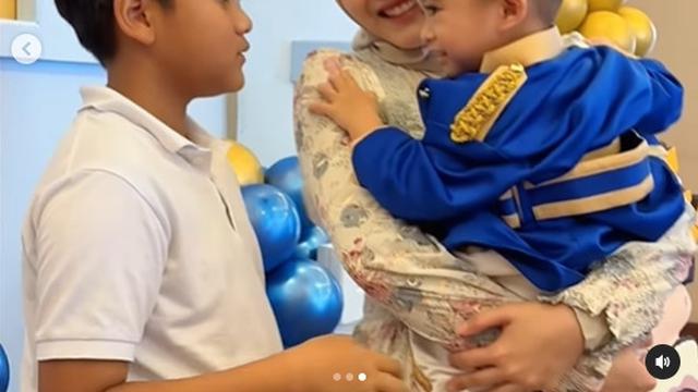 8 Potret Artis Hadiri Ulang Tahun Adzam Anak Nathalie Holscher dan Sule, Meriah