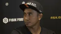 Pesepak bola Firman Utina. (Bola.com/Vitalis Yogi Trisna)