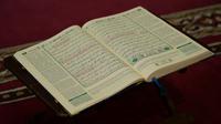 Ilustrasi Al-Qur'an. (Photo by Masjid Pogung Raya on Unsplash)