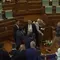 Plt PM Kosovo Dilempari Telur di Parlemen, Sidang Berujung Ricuh