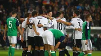 Para pemain Jerman merayakan gol ke gawang Irlandia Utara di laga kualifikasi Piala Dunia 2018 (Foto: Reuters)