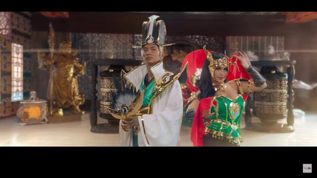 7 Potret Penampilan Young Lex Di Video Klip Raja Terakhir Dituding Plagiat Hot Liputan6 Com