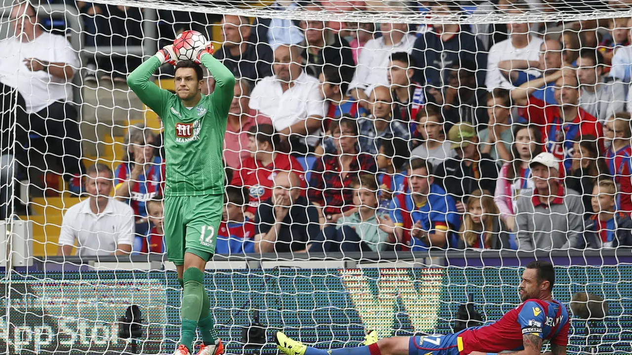 Berkat Gol Bunuh Diri, Arsenal Lewati Crystal Palace 2-1 