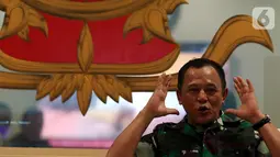 Panglima Komando Cadangan Strategis Angkatan Darat (Kostrad) Letnan Jenderal TNI Besar Harto Karyawan saat audiensi dengan jajaran SCM Grup di Mako Kostrad, Gambir, Jakarta, Selasa (29/10/2019). Audiensi tersebut membahas kerja sama antara SCM dan Kostrad. (Liputan6.com/Johan Tallo)