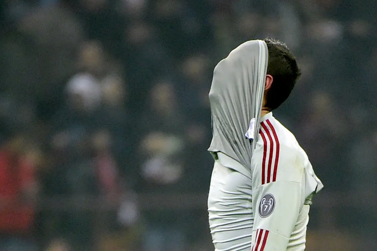 Donnarumma Kiper Remaja AC Milan Takluk di Menit Terakhir