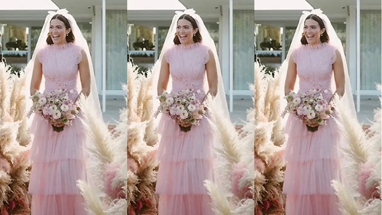 Mandy Moore