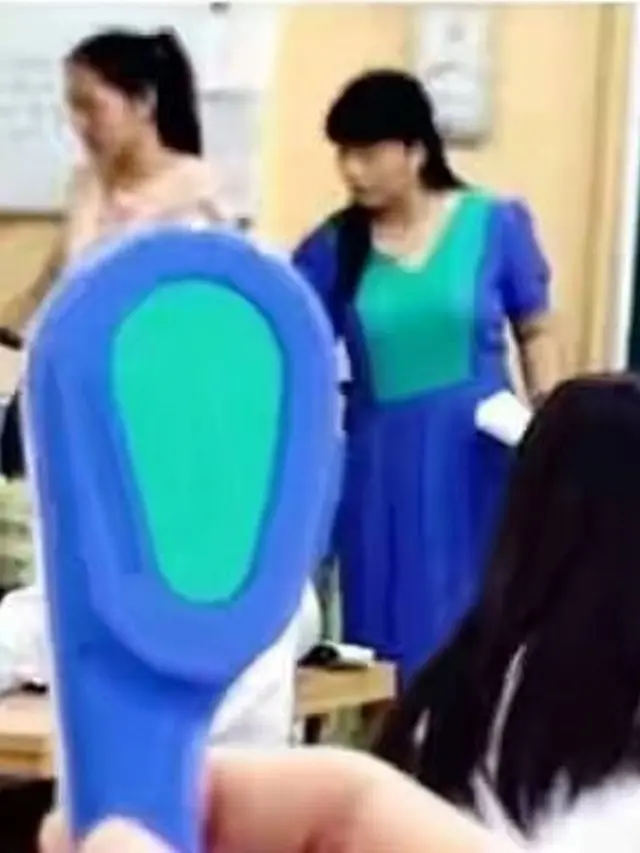 Menipu Mata, 6 Pakaian Orang Ini Mirip Benda Sehari-hari